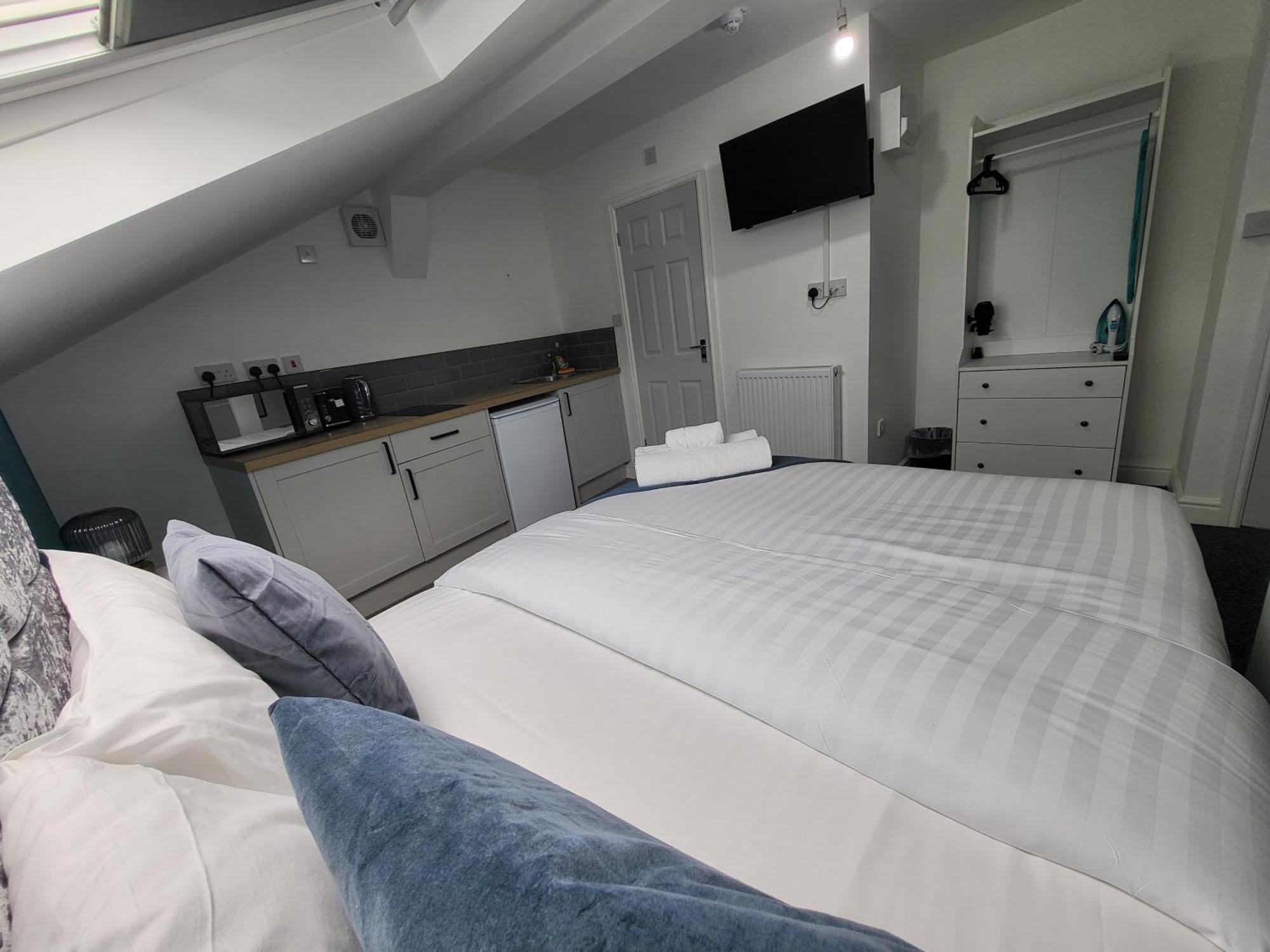 Sleep Rest - Forest Road Aparthotel *