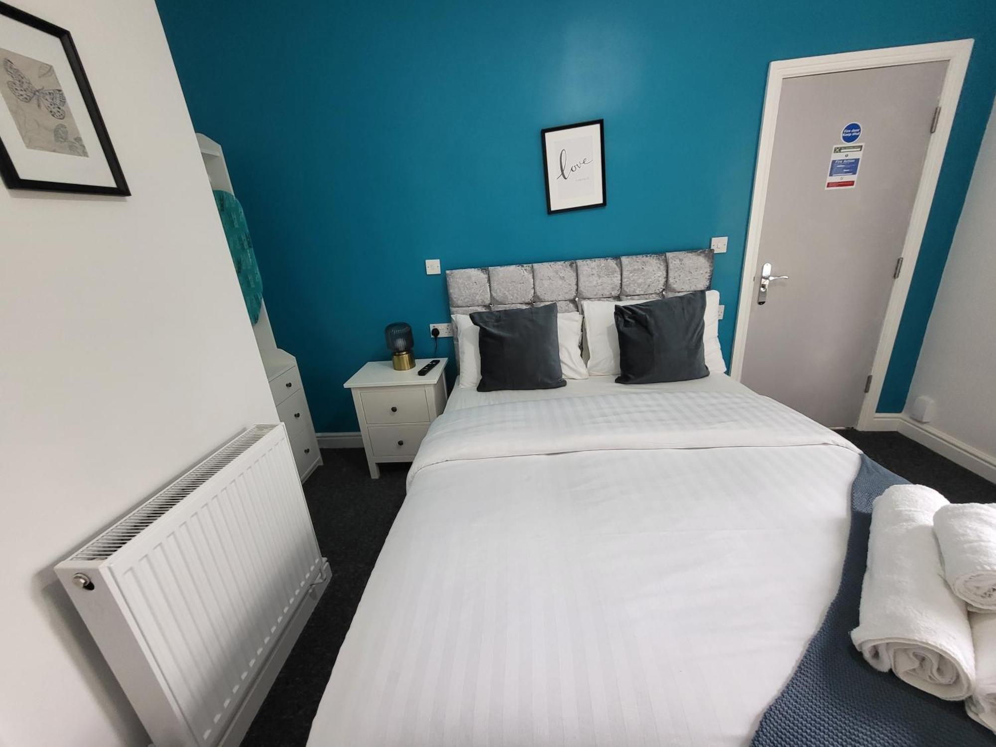 Sleep Rest - Forest Road Aparthotel *